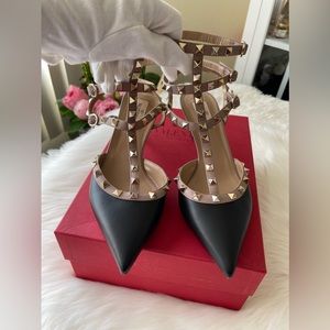 ‼️SOLD‼️Valentino Garavani Rockstud Heels